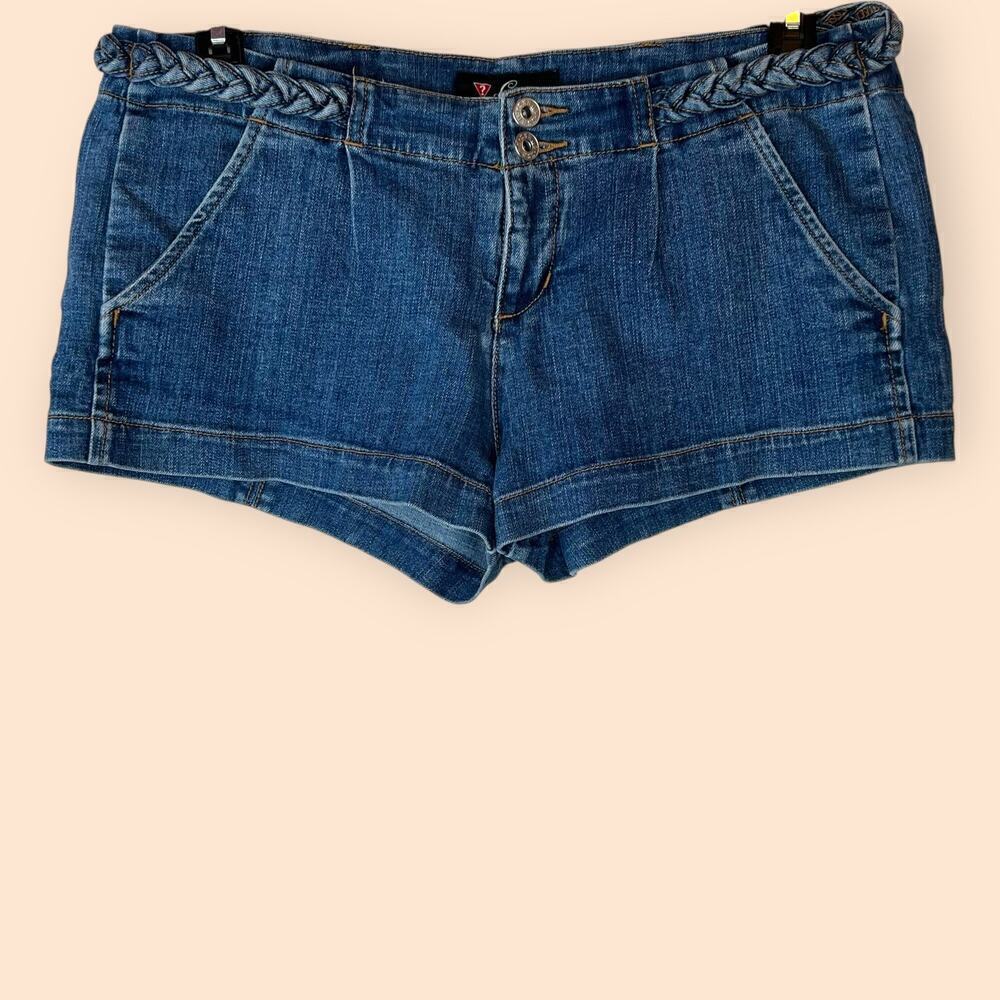 Y2K GUESS Denim Shorts in Dark Wash Women's Size 31 = 8